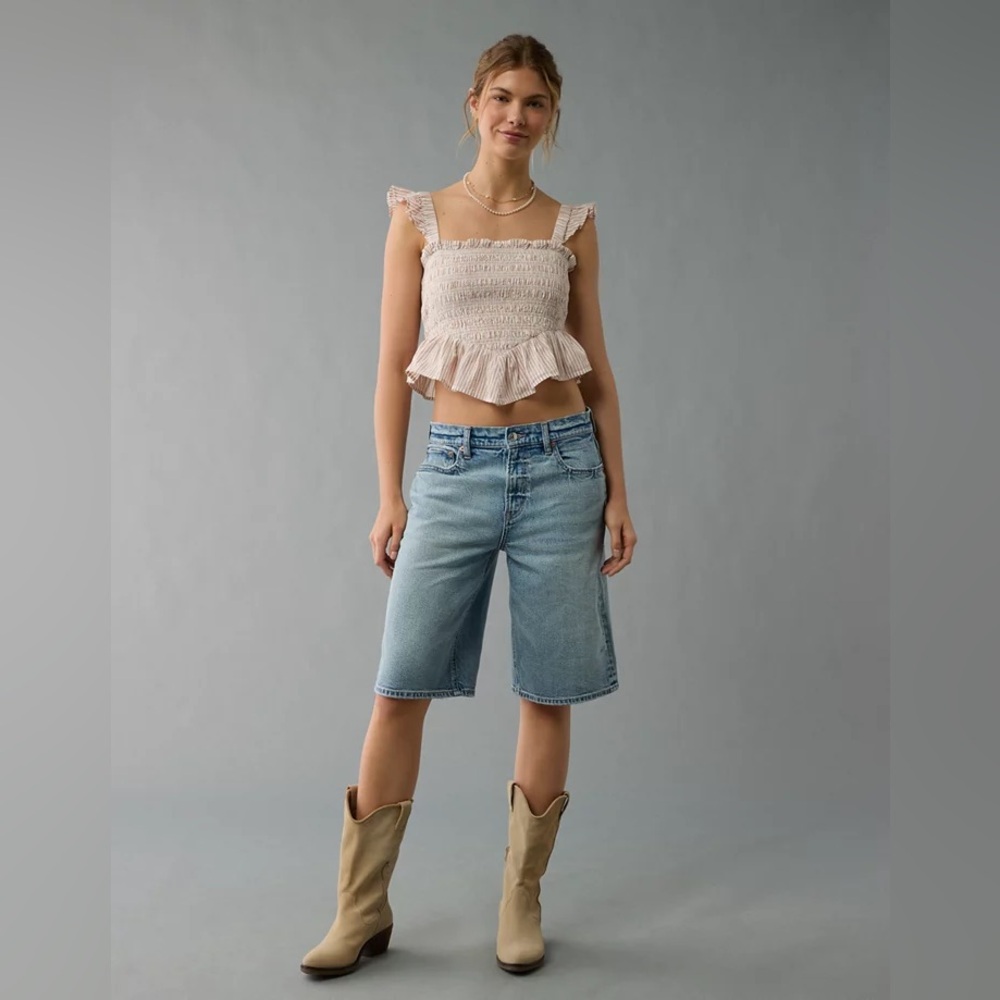 CLEARANCE SALE!! NWT American Eagle Bella Smocked Crop Top Size S - Picture 6 of 6